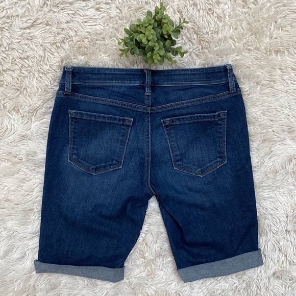 Loft Jean Shorts 💗 Dark Wash - Picture 7 of 14